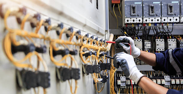 Professional Electrician technician working in Minerva Park, OH